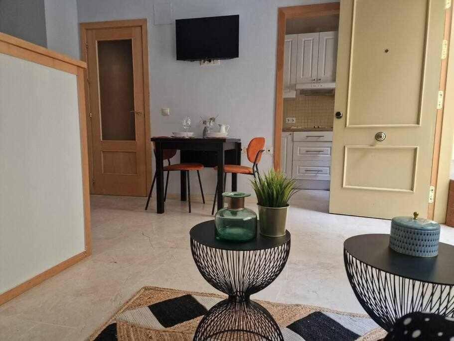 Isg Apartments Estudio En La Alameda Севілья Екстер'єр фото
